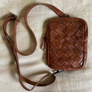 Vilenca Holland Waist Bag Fanny Pack Sling Bag Crossbody Woven Leather